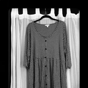 Black & White like new tunic top